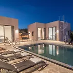 Nopi Exclusive Villa, A Sunlit Retreat By Mindyourvilla 빌라