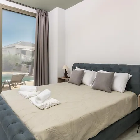 Nopi Exclusive Villa, A Sunlit Retreat By Mindyourvilla Tsilivi (Zakynthos)