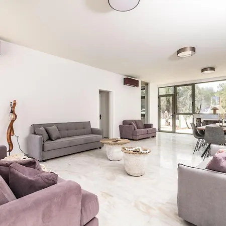 Vilă Nopi Exclusive Villa, A Sunlit Retreat By Mindyourvilla Tsilivi (Zakynthos)